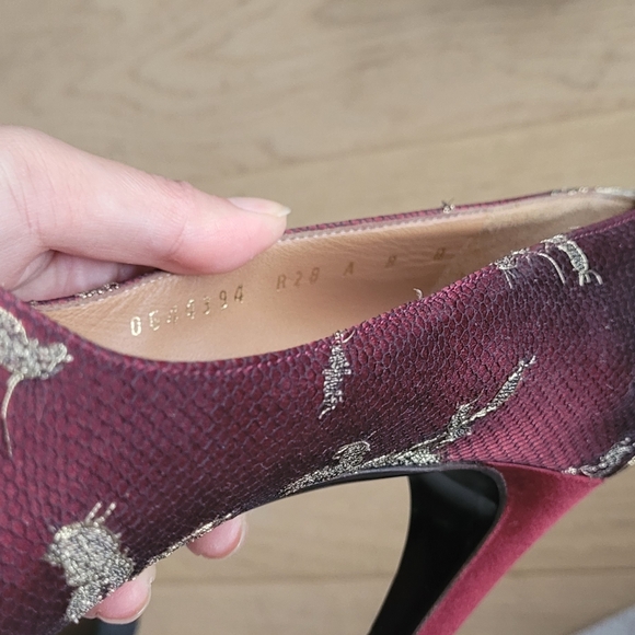 Salvatore Ferragamo Peep-toe Satin Pumps - Picture 6 of 8